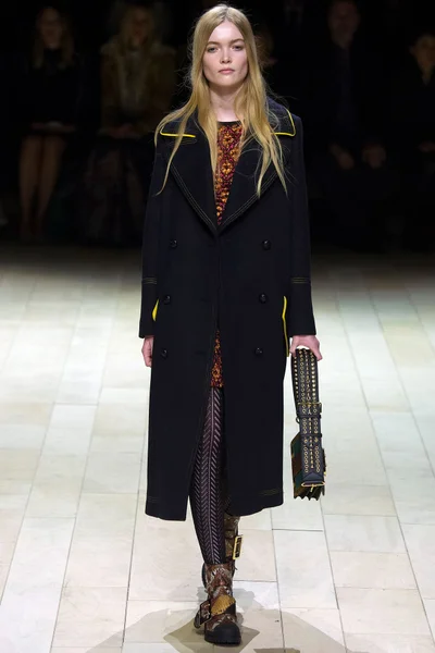 Look 120